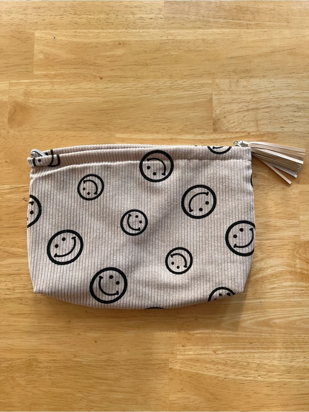 Boyatu Smiley Print Corduroy Cosmetic Pouch - Light Beige & Black